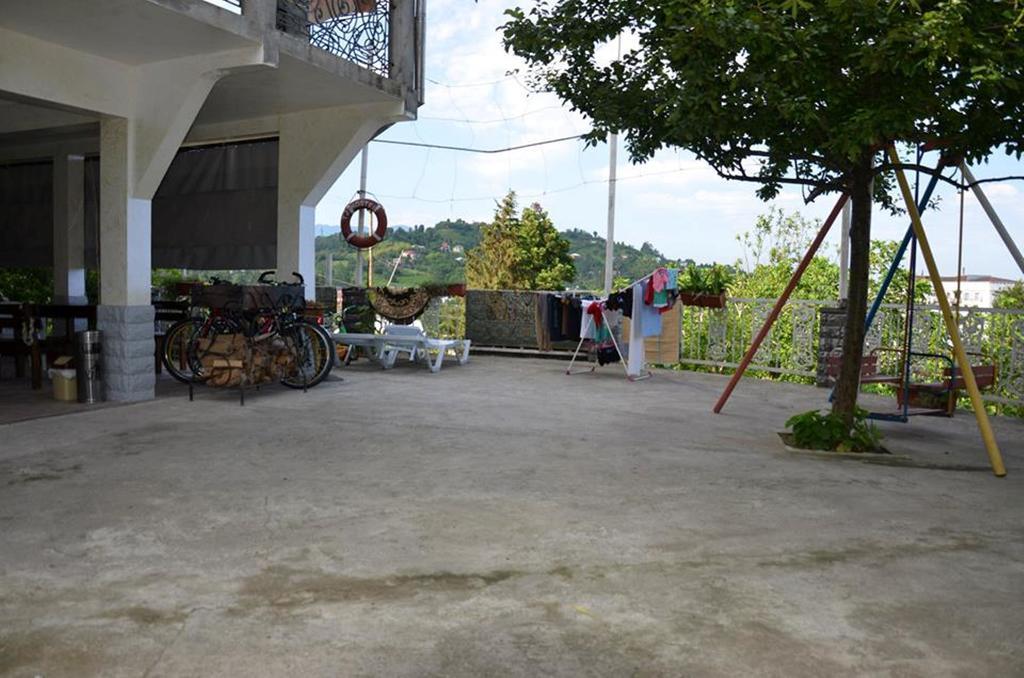 Tj Guest House Makhinjauri Εξωτερικό φωτογραφία