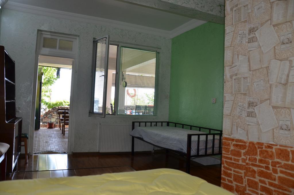 Tj Guest House Makhinjauri Εξωτερικό φωτογραφία