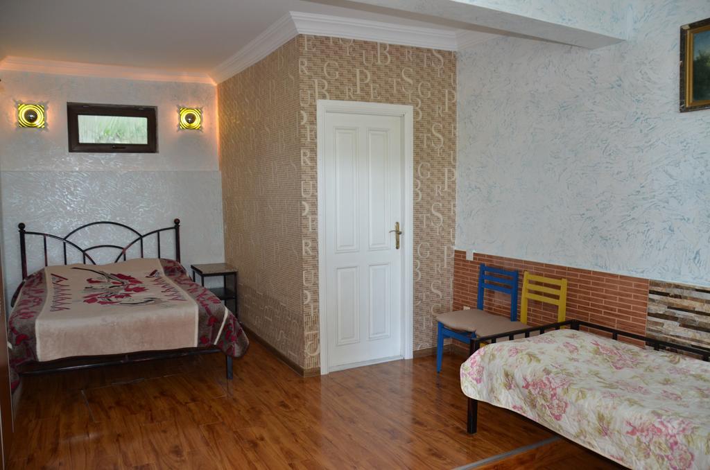 Tj Guest House Makhinjauri Εξωτερικό φωτογραφία